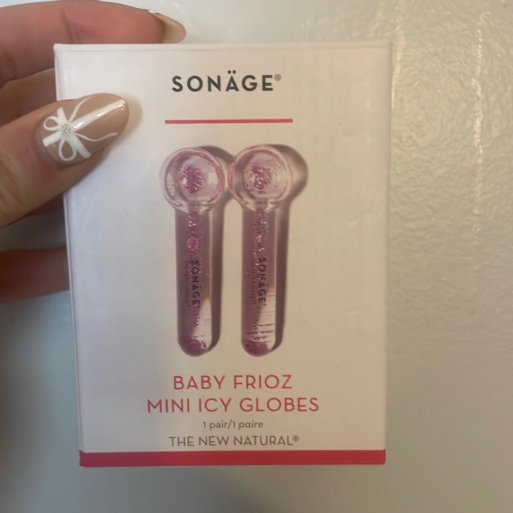 𝅺Mini Ice Globes for facials and ice rolling